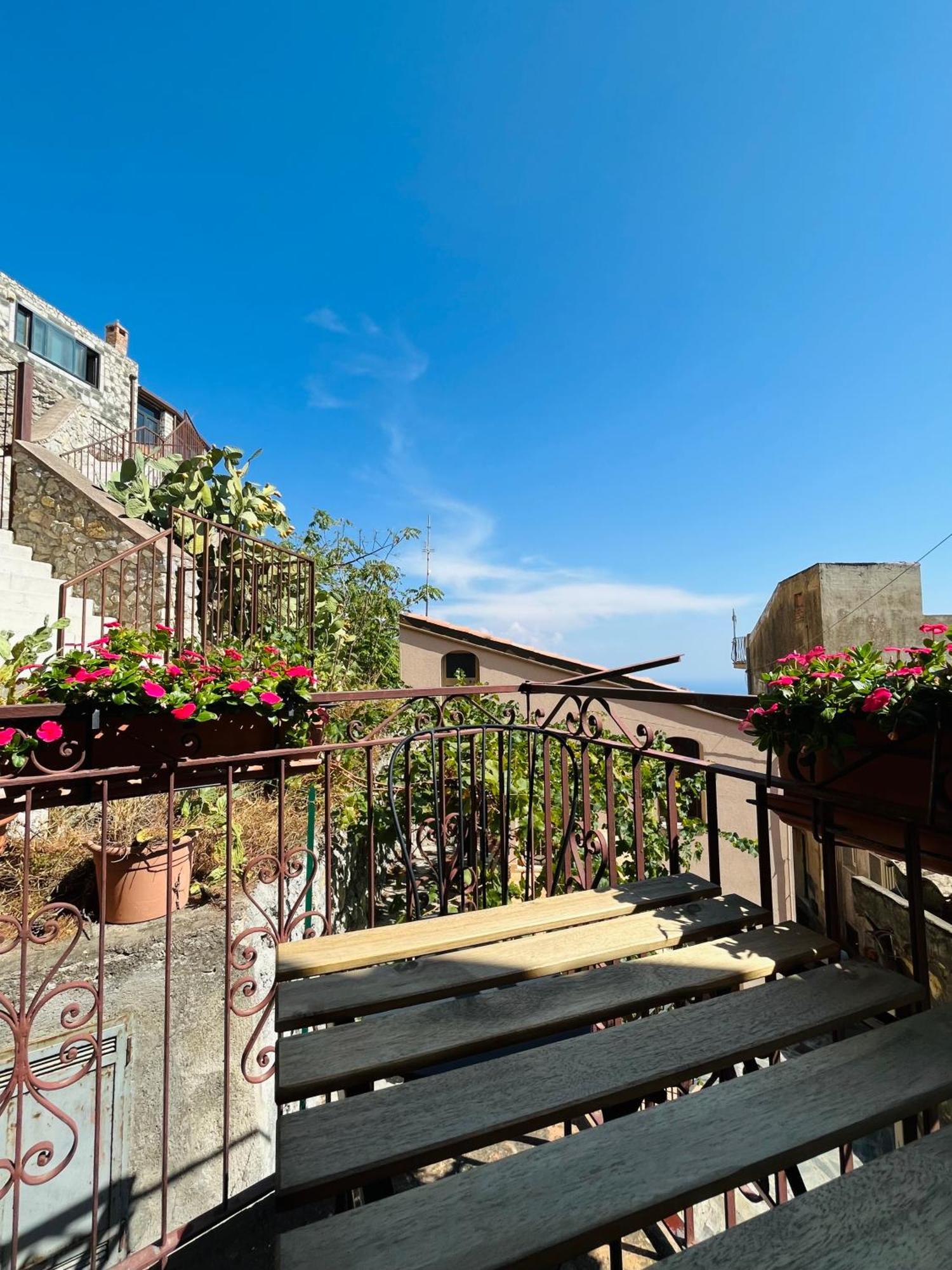 Apartamento Tyche House Castelmola Exterior foto